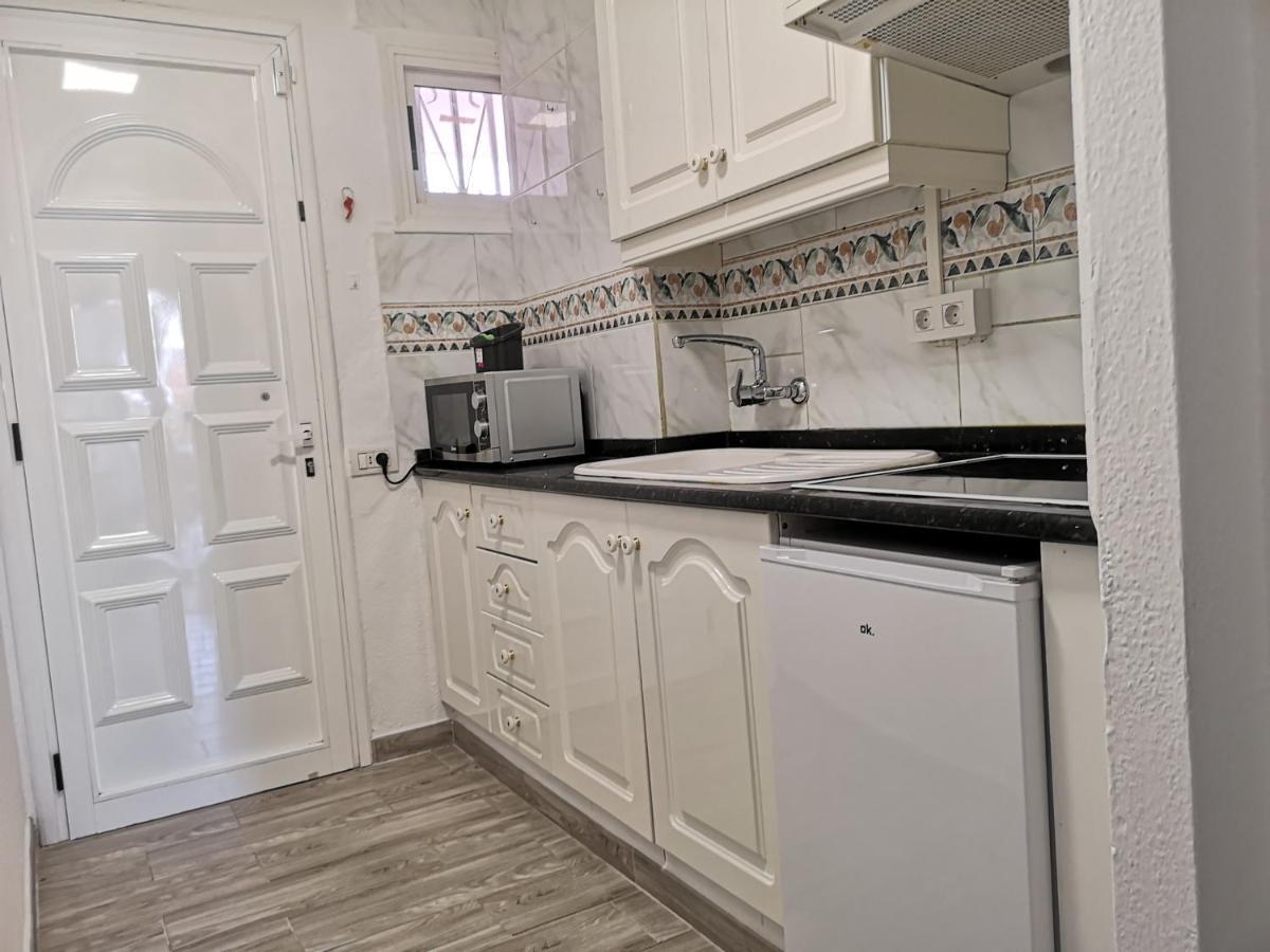 Sunny Apt With Terrace Coastal Area South Arona Арона Екстериор снимка