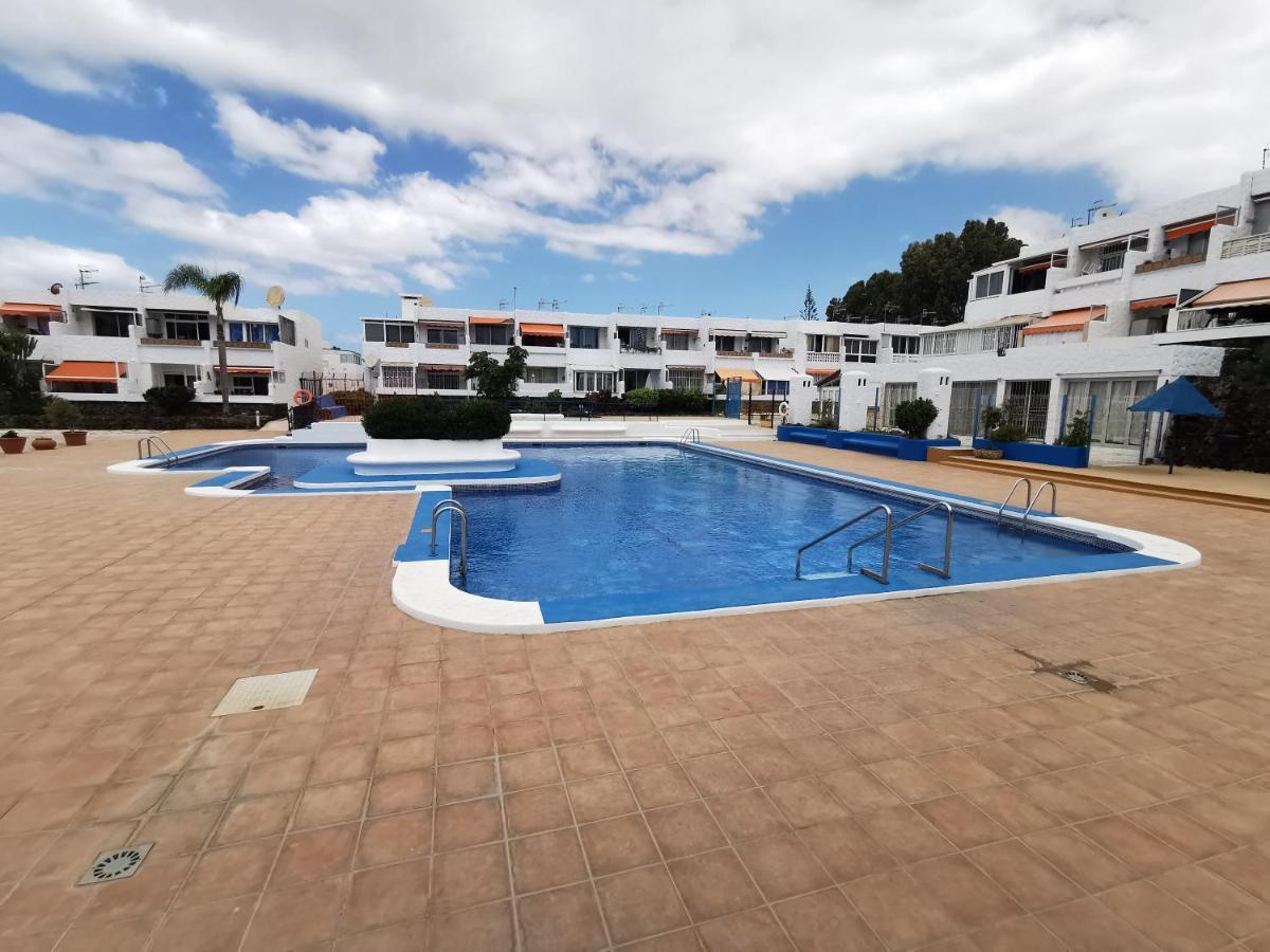 Sunny Apt With Terrace Coastal Area South Arona Арона Екстериор снимка