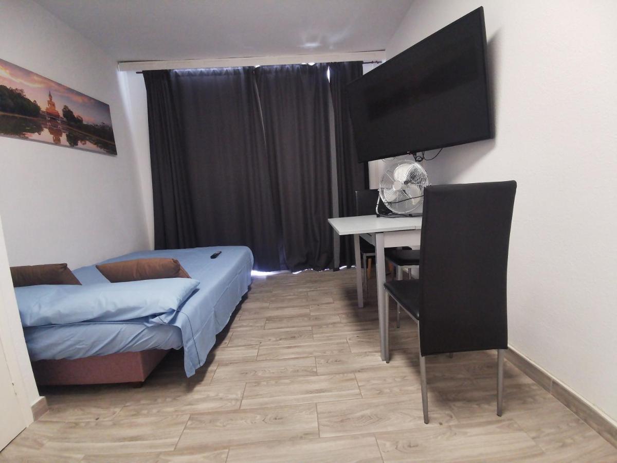 Sunny Apt With Terrace Coastal Area South Arona Арона Екстериор снимка
